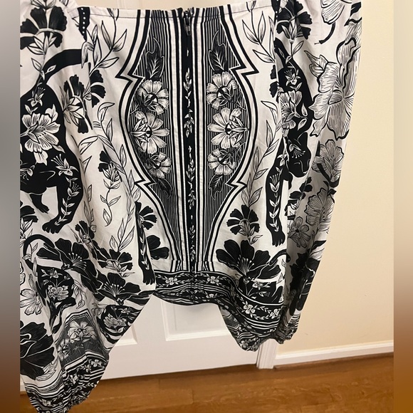 Farm Rio blouse - Picture 2 of 7